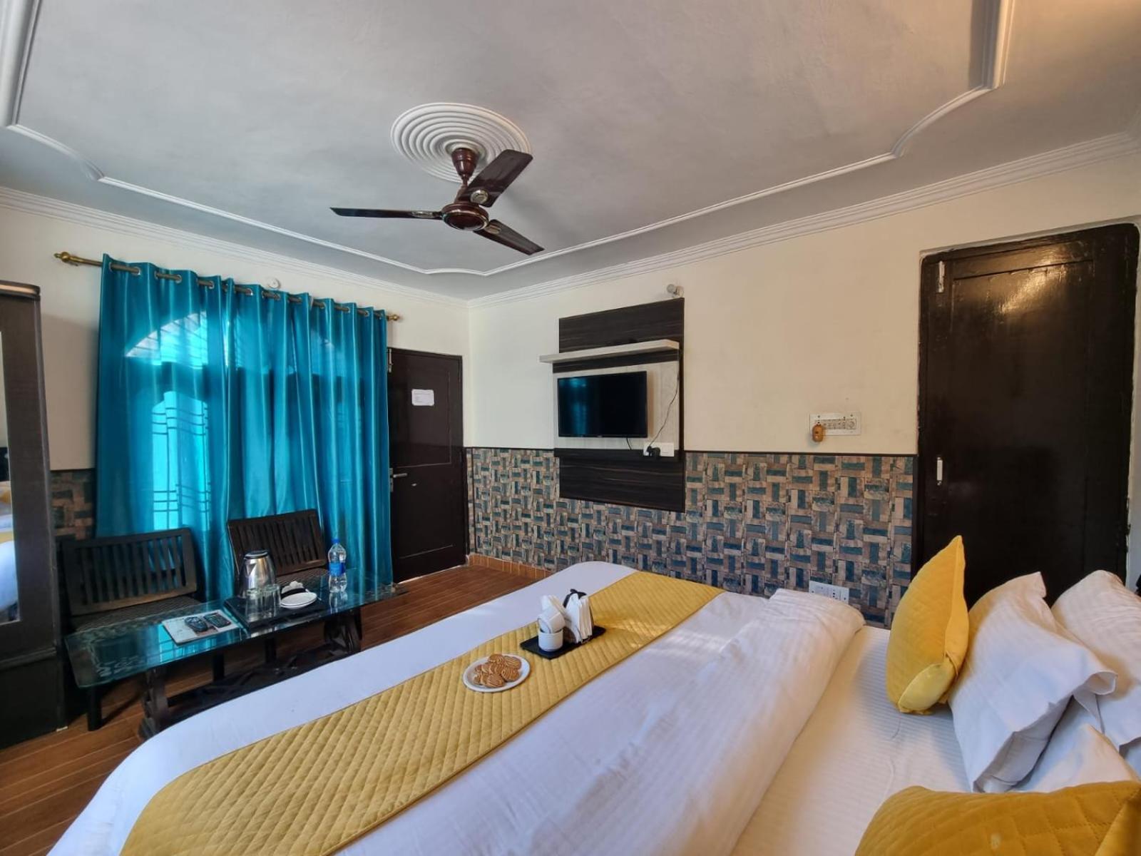 Hotel Stay Well Banikhet Екстериор снимка