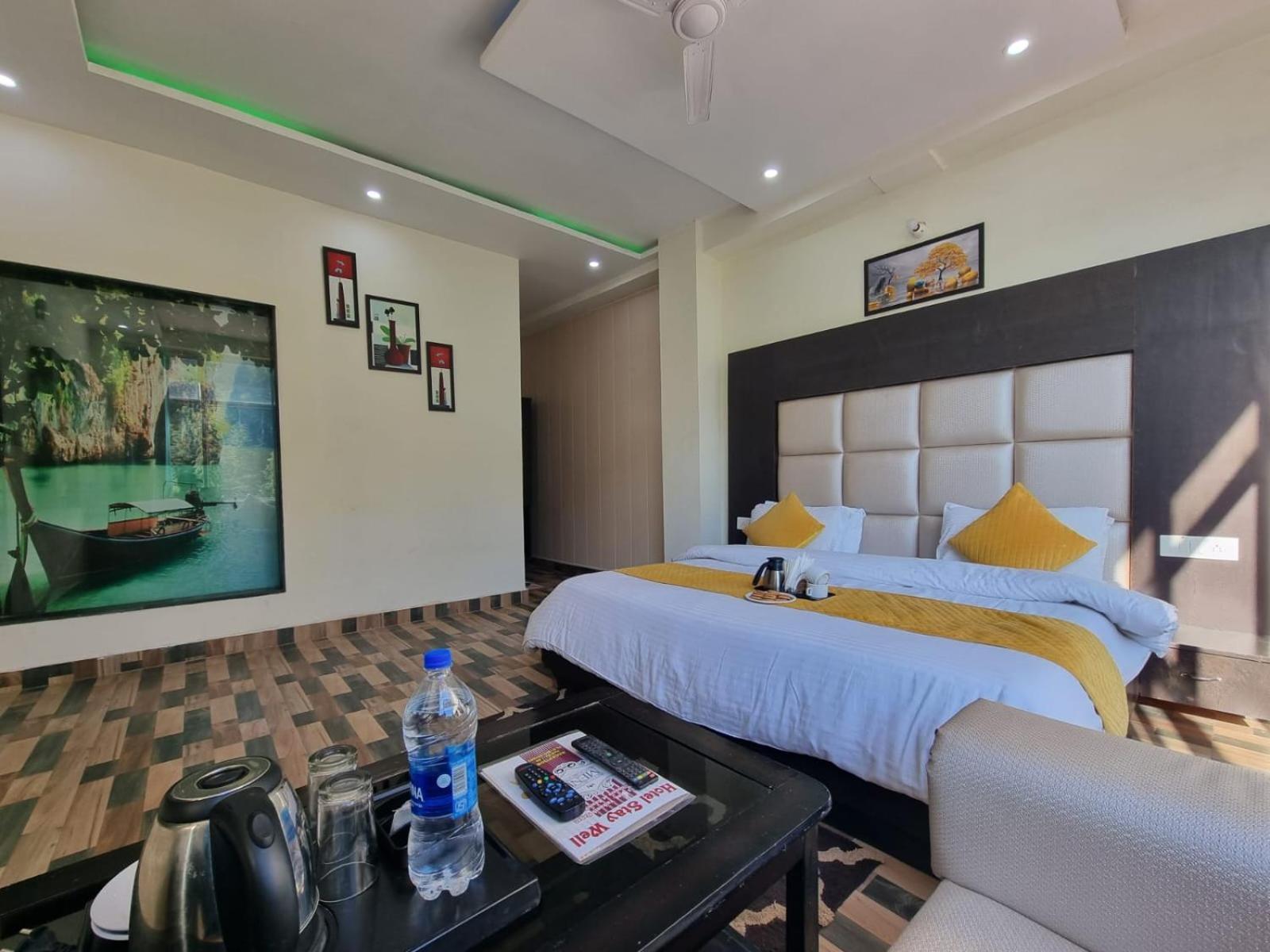 Hotel Stay Well Banikhet Екстериор снимка