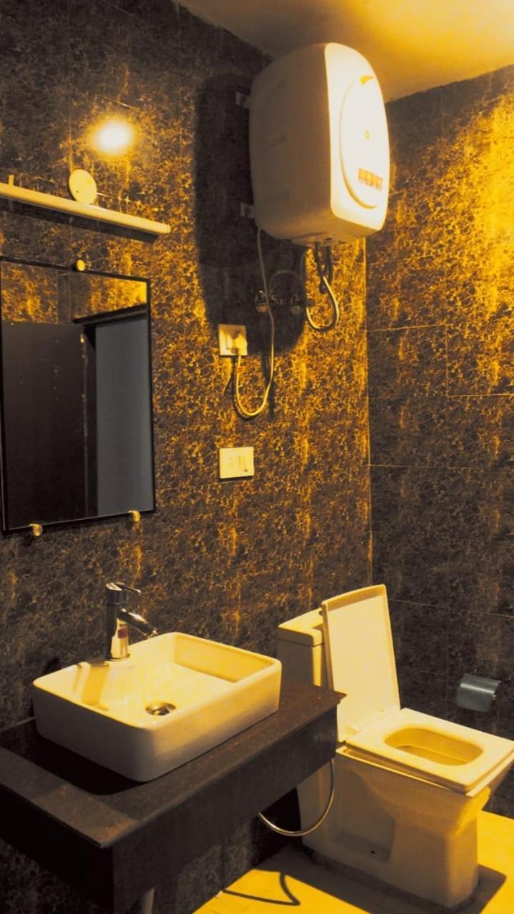Hotel Stay Well Banikhet Екстериор снимка