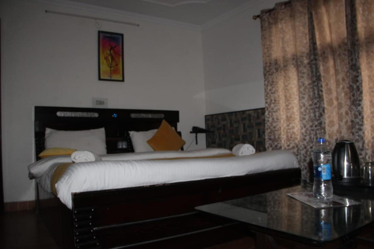 Hotel Stay Well Banikhet Екстериор снимка